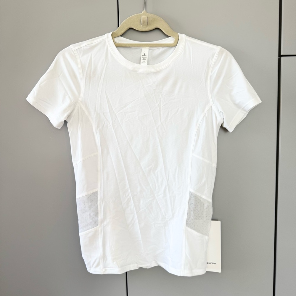Lululemon Cross Court White Short Sleeve Tee NWT
